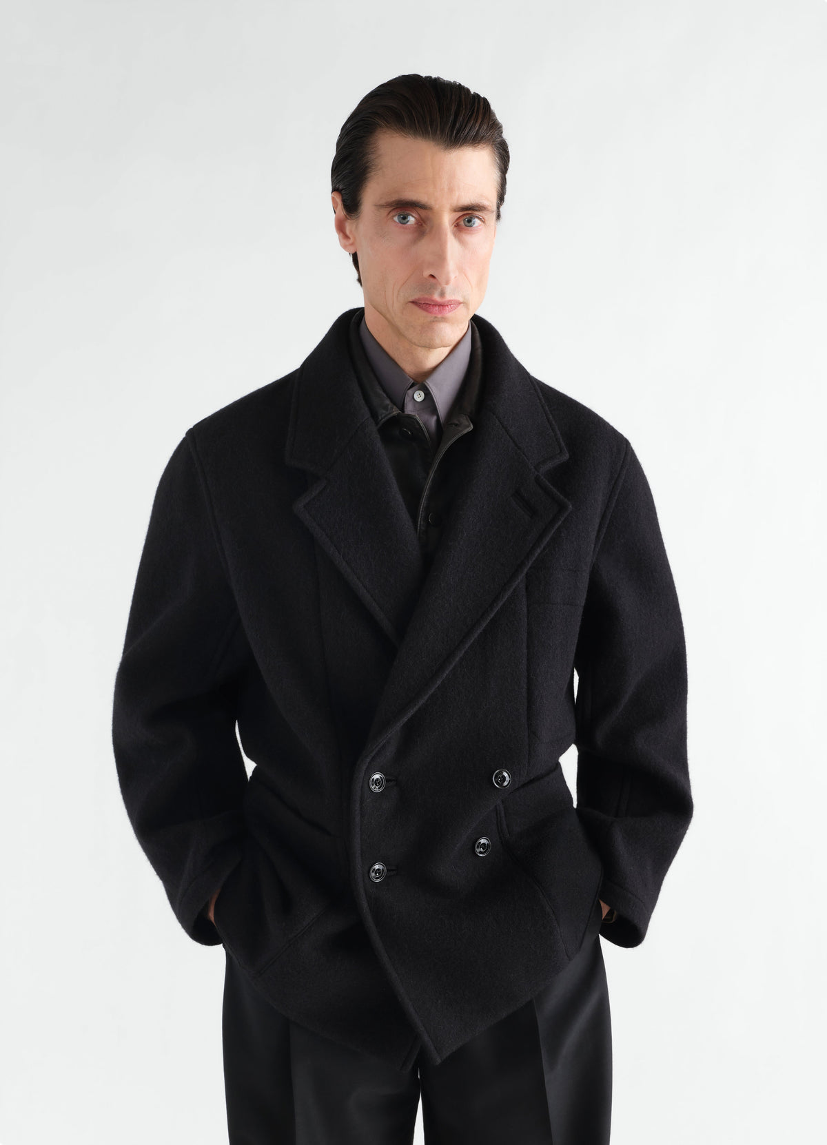 SHORT DOUBLE-BREASTED COAT IN FELTED WOOL ALPACA