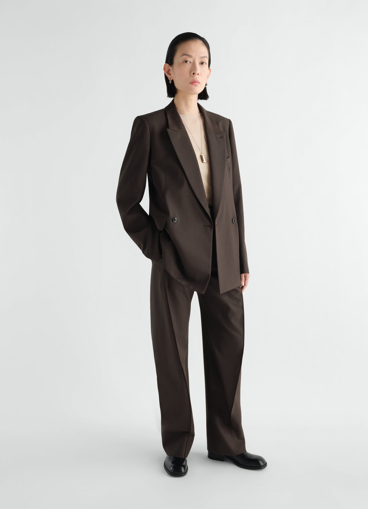 DOUBLE-BREASTED TAILORED JACKET IN TROPICAL WOOL BLEND
