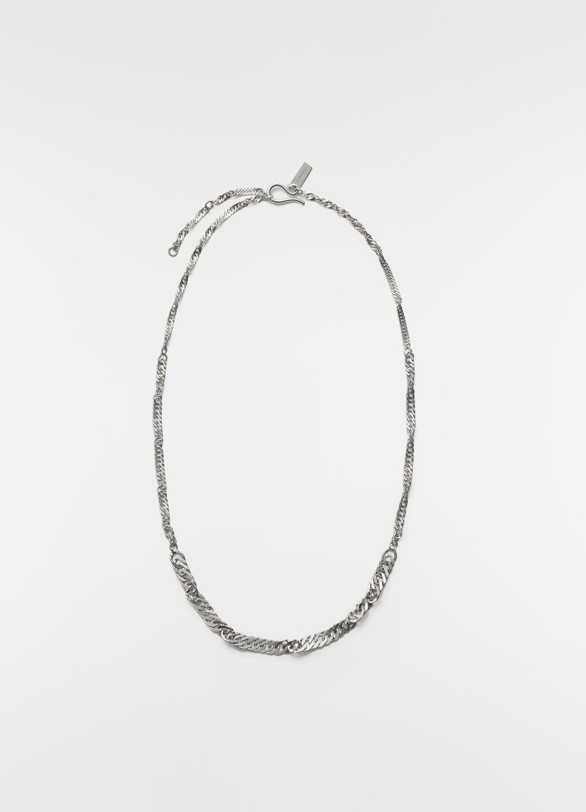 TWISTED CHAIN NECKLACE IN RHODIUM SILVER