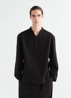 V-NECK TOP IN LIGHT COTTON TWILL