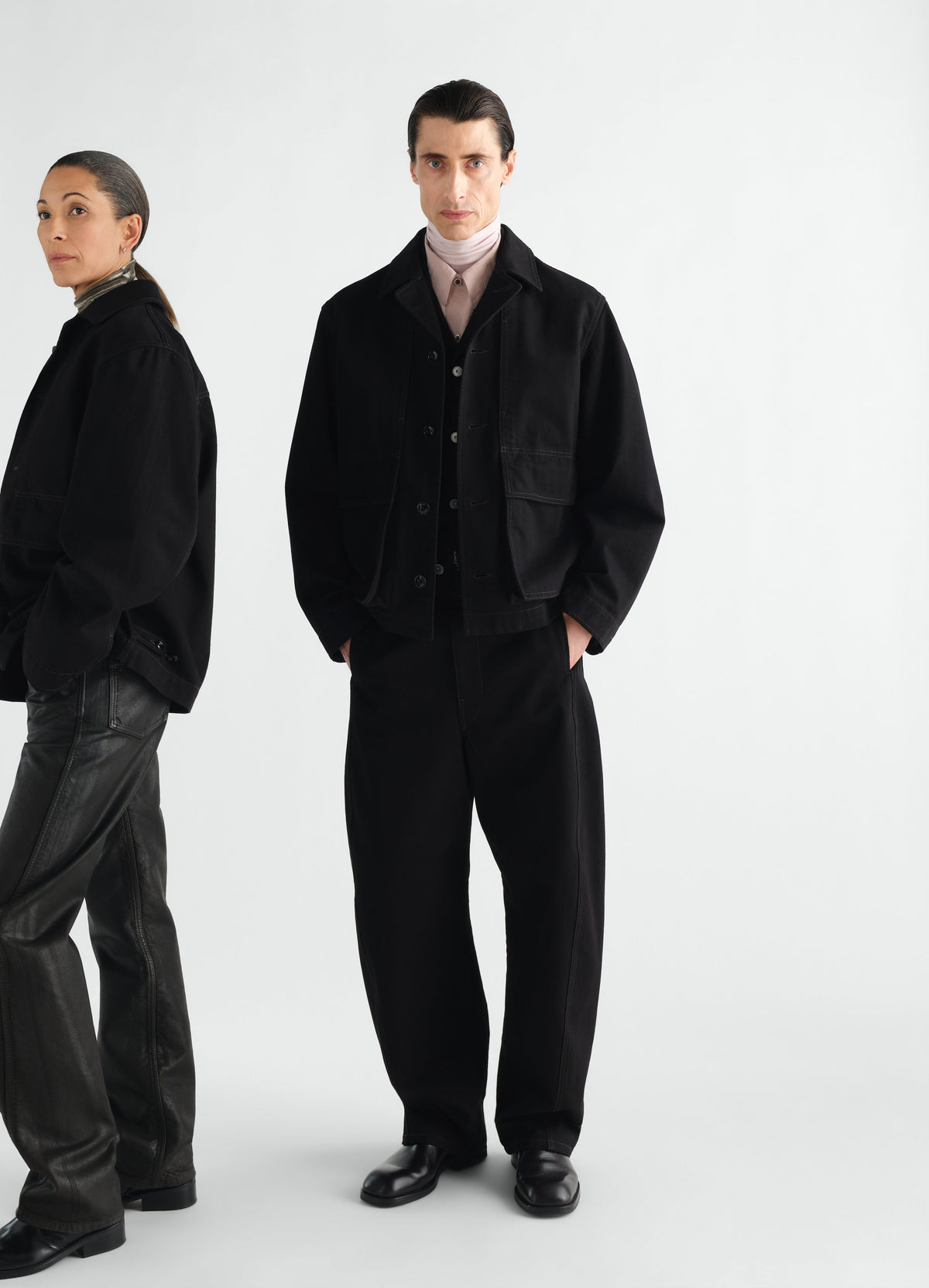 BOXY JACKET IN BLACK DENIM