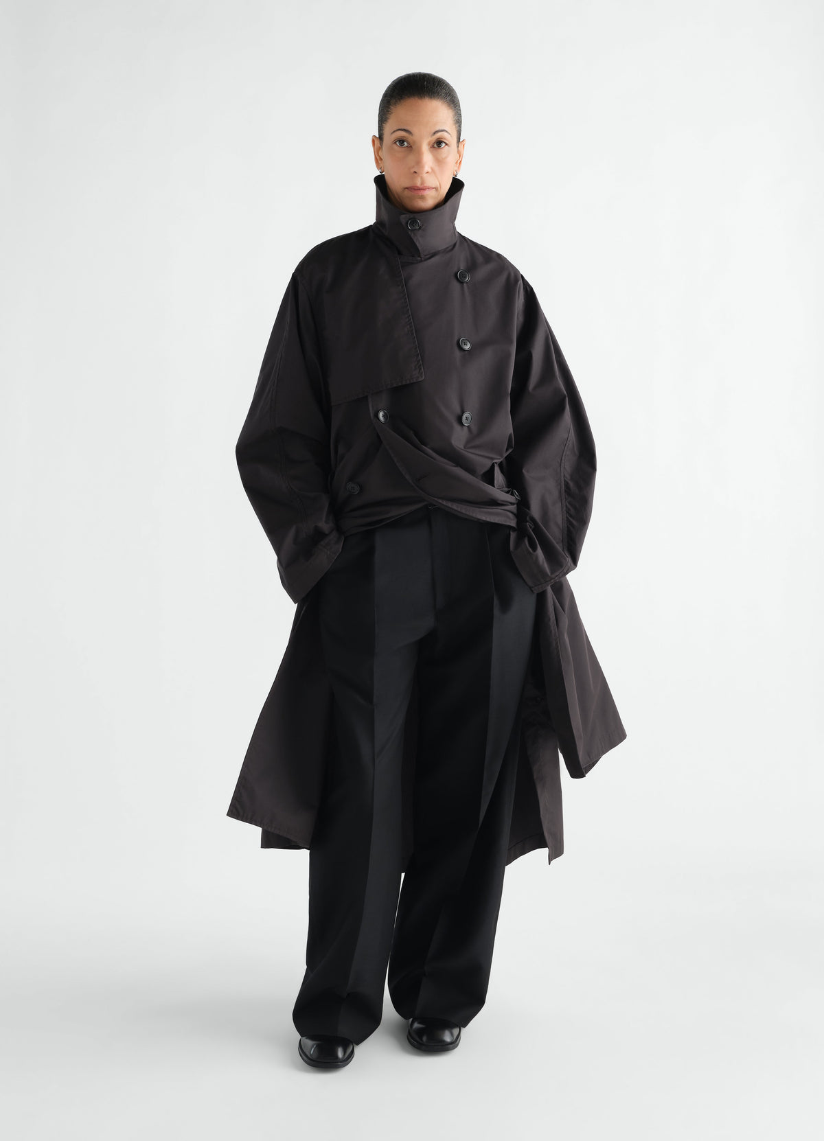 LIGHT TRENCH COAT IN WATER REPELLENT COTTON GABARDINE