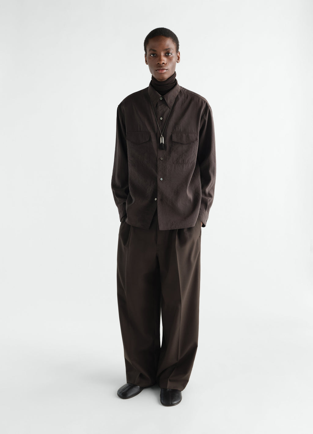 CONVERTIBLE COLLAR SHIRT IN DRY SILK