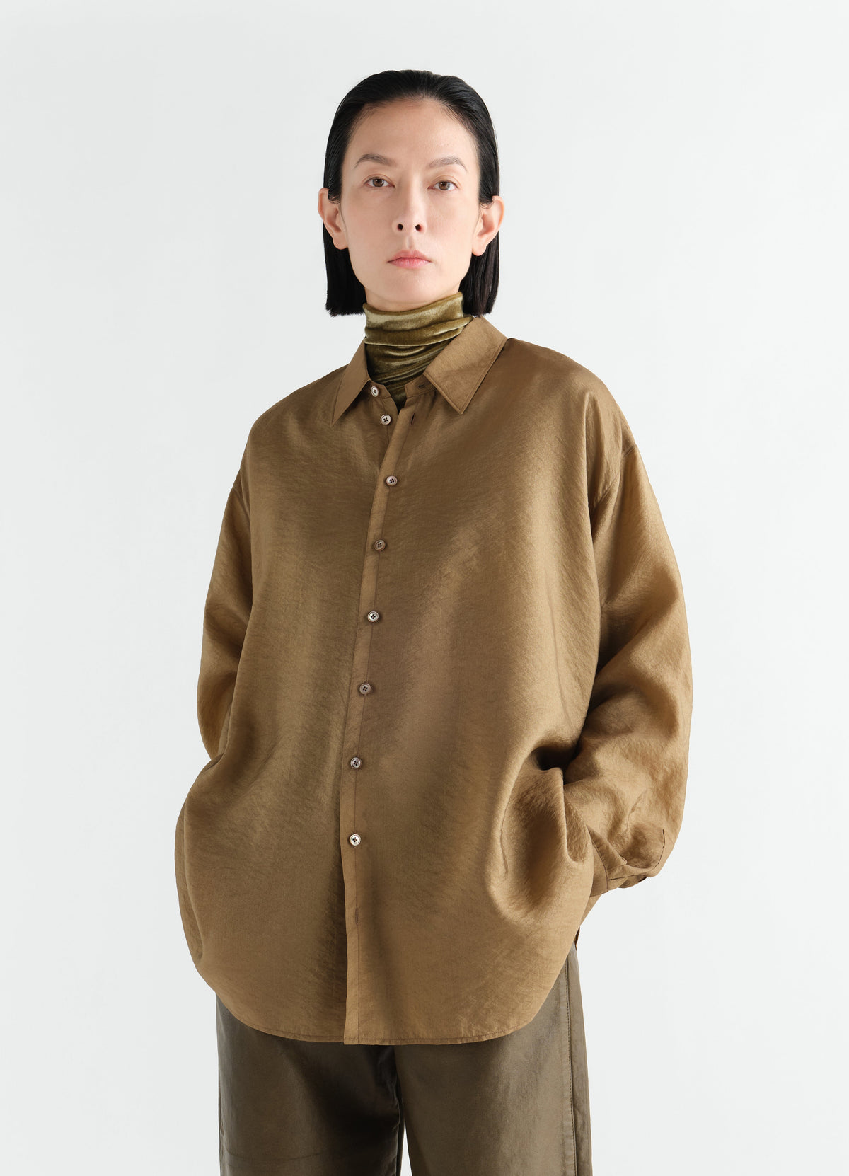 DRAPE SHIRT IN SHINY CUPRO