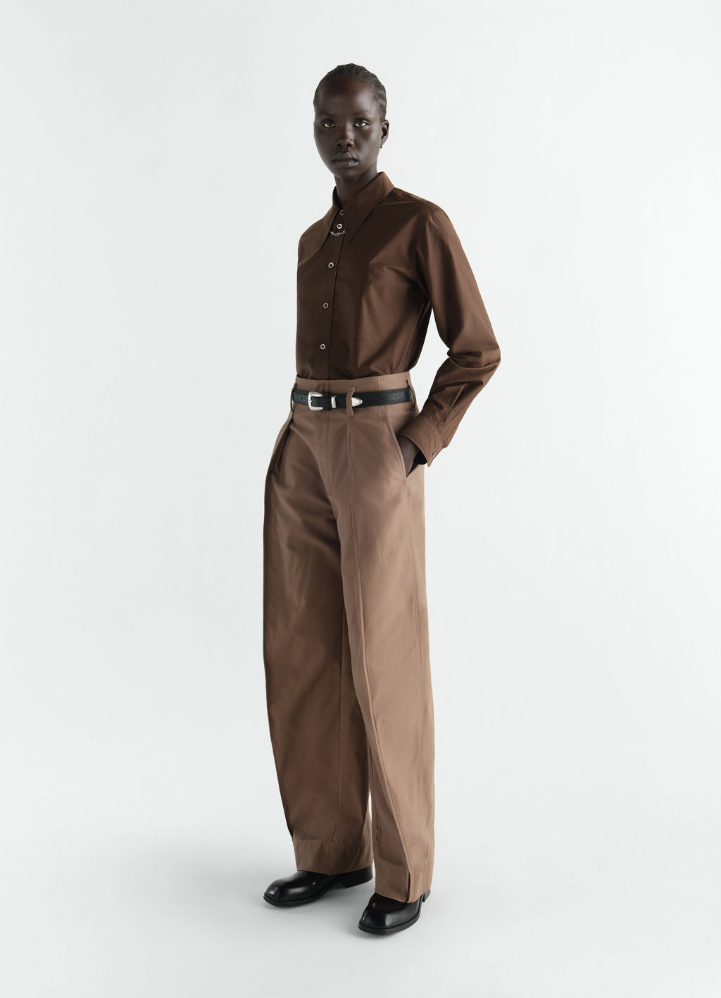 CURVED PANTS IN COTTON TWILL BLEND
