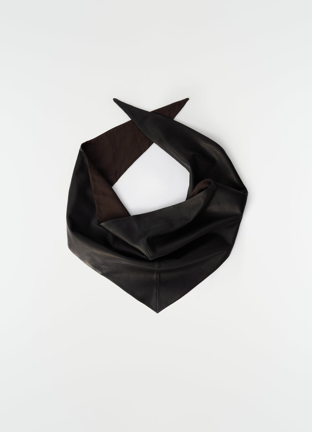 LARGE LEATHER TRIANGLE SCARF IN SOFT NAPPA LAMB