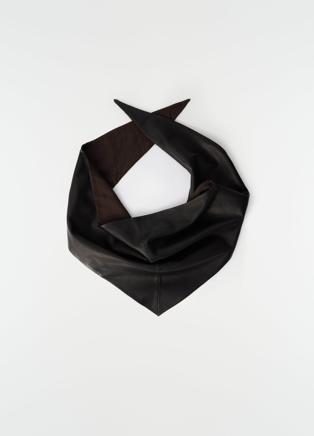 LARGE LEATHER TRIANGLE SCARF IN SOFT NAPPA LAMB